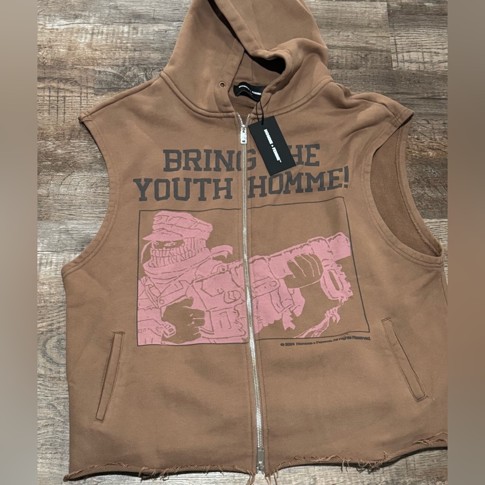 NWT men’s L homme femme zip up sleeveless jacket